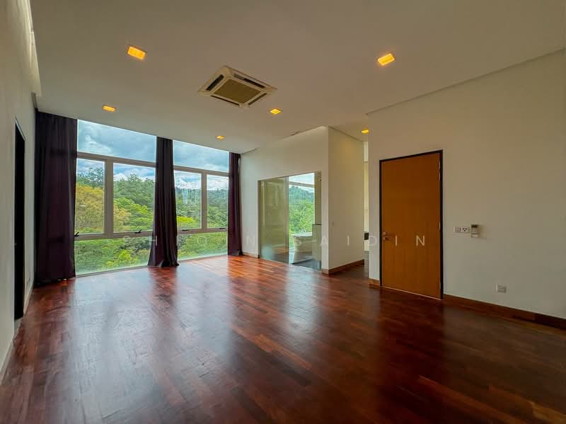 Bungalow for Sale in Ampang Jaya (Ampang) - Shiqin Saidin - Bedroom - PropertyGuru.com.my