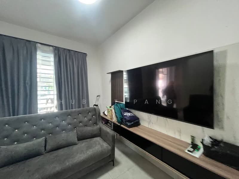Rumah Teres 2 Tingkat untuk Disewa di Pengerang (Johor) - Hubert Pang - Living Room - PropertyGuru.com.my