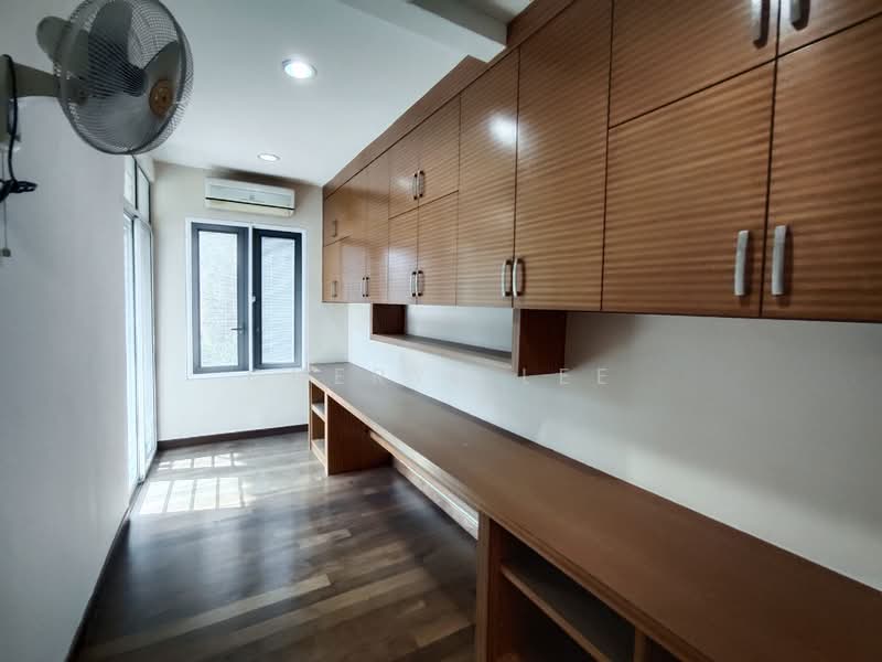 Semi-Detached House for Sale in Bandar Botanic (Klang) - Cheryl Lee - Study - PropertyGuru.com.my