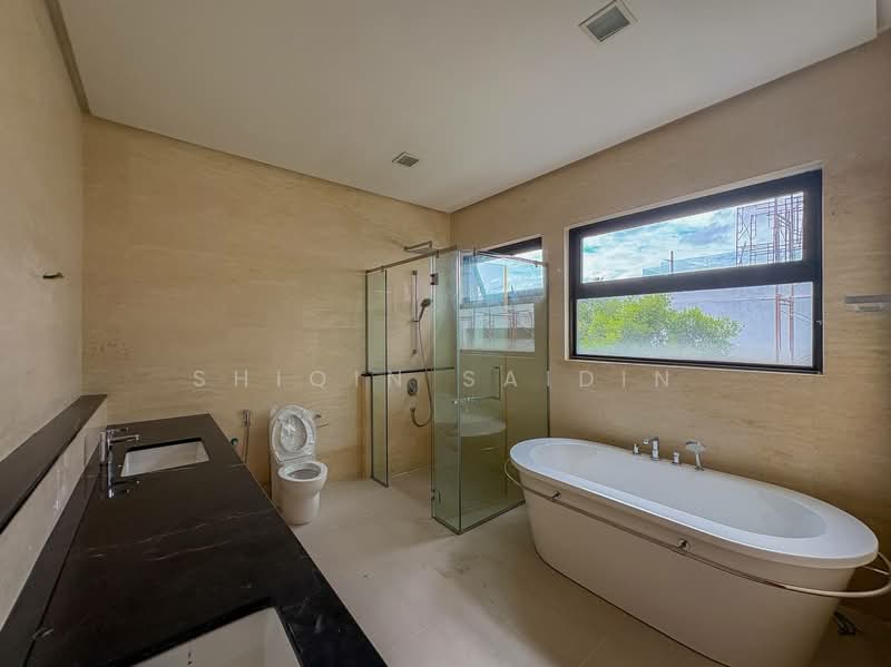 Bungalow for Sale in Ampang Jaya (Ampang) - Shiqin Saidin - Bathroom - PropertyGuru.com.my