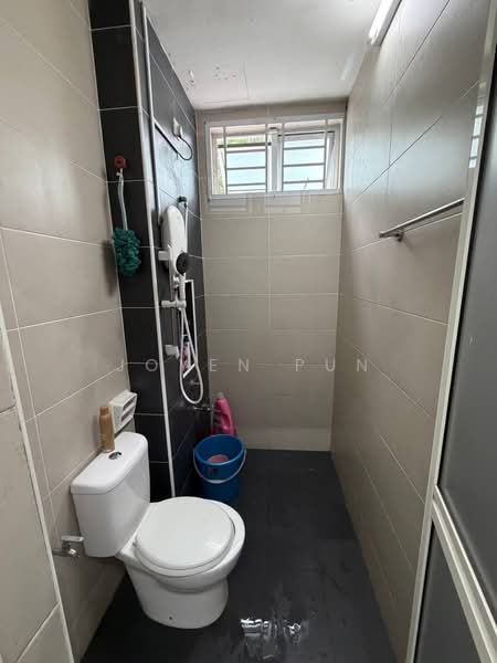 2-storey Terraced House for Sale in Bandar Baru Uda (Tampoi) - Joyen Pun - Bathroom - PropertyGuru.com.my