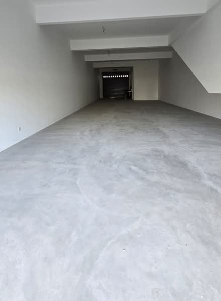 2 Storey Uptown Square Shop Office untuk Untuk Disewa - RM 10,000 /bulan, Mac 2026 - Interior - PropertyGuru.com.my