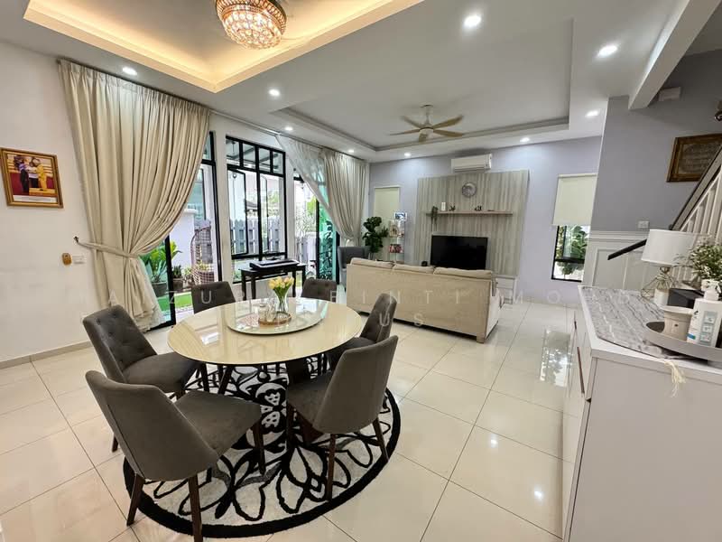 Cluster House for Sale in Eco Majestic (Semenyih) - Maizura binti Mohd Darus - Living Room - PropertyGuru.com.my