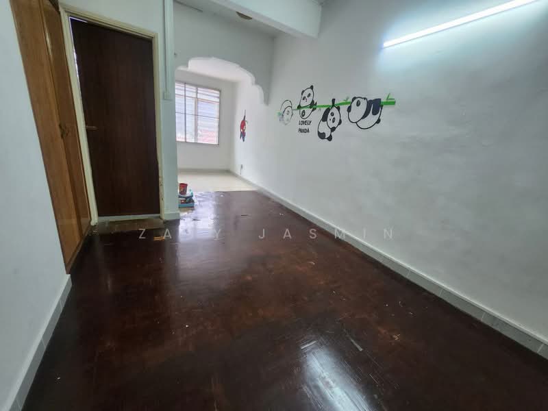 2-storey Terraced House for Sale in Taman TAR (Tun Abdul Razak) (Ampang) - Zaty Jasmin - Interior - PropertyGuru.com.my