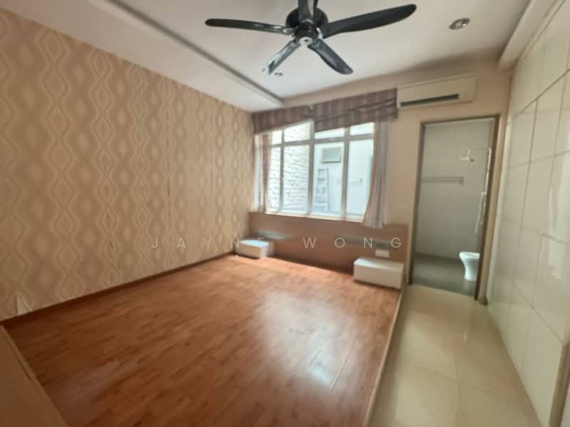Semi-Detached House for Sale in Taman Sutera Utama (Skudai) - Jayne Wong - Bedroom - PropertyGuru.com.my