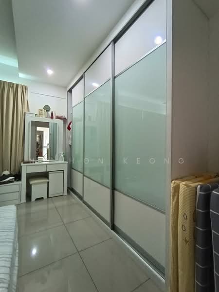 Condominium for Sale at The Zest @ Kinrara 9 - Ng Hon Keong - Bedroom - PropertyGuru.com.my