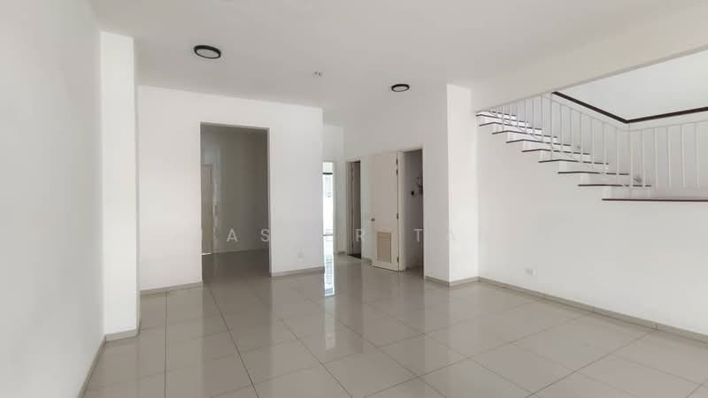 2-storey Terraced House for Rent in Semenyih (Selangor) - Jasper Tan - Living Room - PropertyGuru.com.my