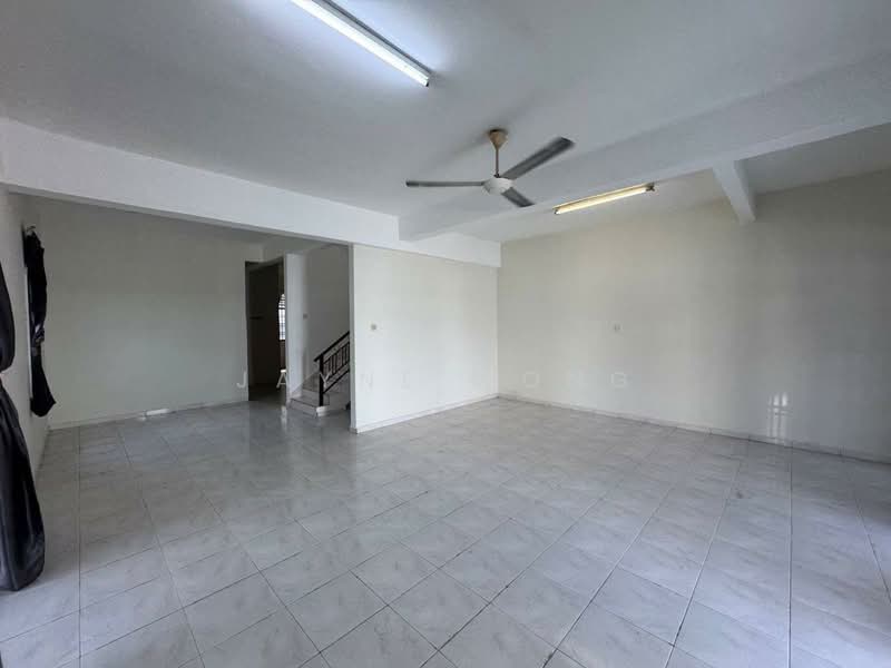 2-storey Terraced House for Sale in Skudai (Johor) - Jayne Wong - Living Room - PropertyGuru.com.my