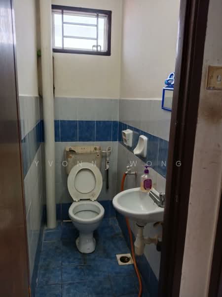 2-storey Terraced House for Sale in Taman Bestari Indah (Ulu Tiram) - Yvonne Wong - Bathroom - PropertyGuru.com.my