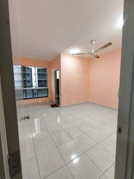 Apartment for Rent at Vista Hijauan - Kamil Radzuan - Living Room - PropertyGuru.com.my