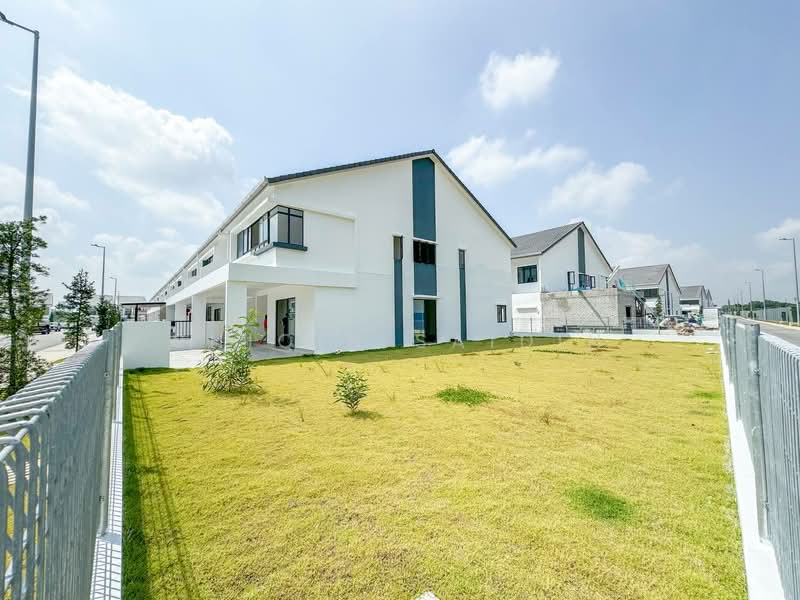 2-storey Terraced House for Sale in Cyberjaya (Selangor) - Shiqin Saidin - Exterior - PropertyGuru.com.my