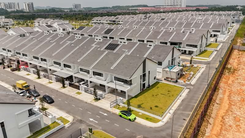 2-storey Terraced House for Sale in Cyberjaya (Selangor) - Shiqin Saidin - Exterior - PropertyGuru.com.my