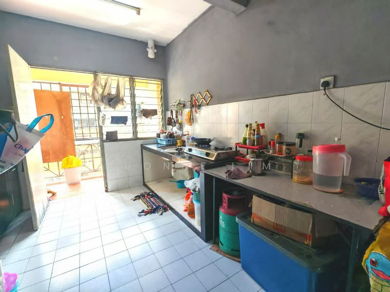 Apartment for Sale at Lily & Jasmine Apartment - Yvonne Lim - Kitchen - PropertyGuru.com.my