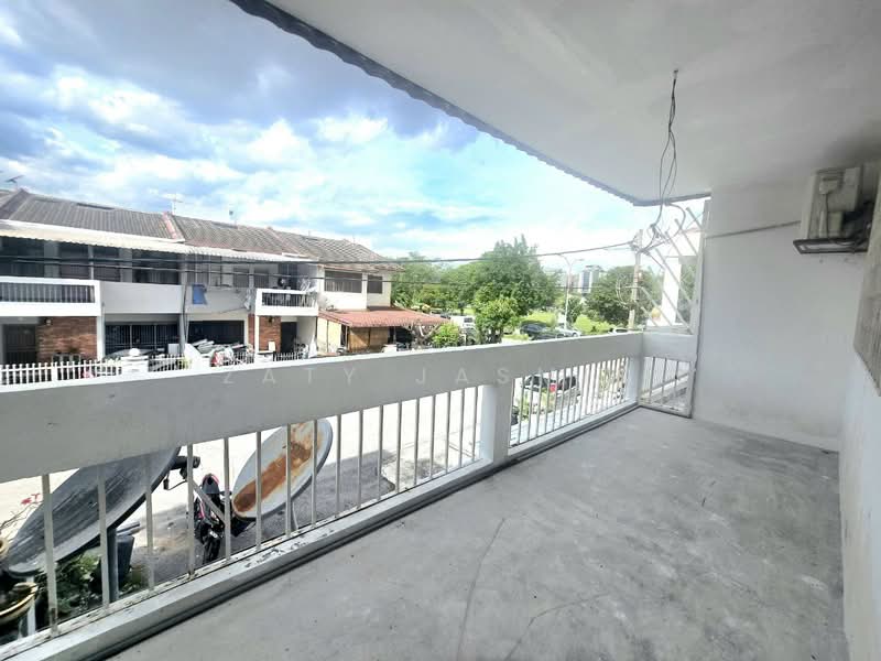 Taman Maju Jaya untuk Untuk Dijual - RM 545,000, Feb 2026 - Balcony - PropertyGuru.com.my