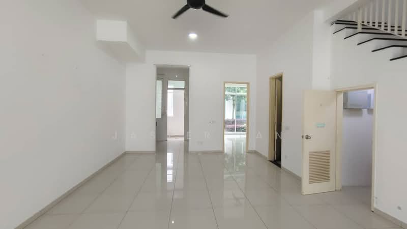 2-storey Terraced House for Rent in Semenyih (Selangor) - Jasper Tan - Living Room - PropertyGuru.com.my