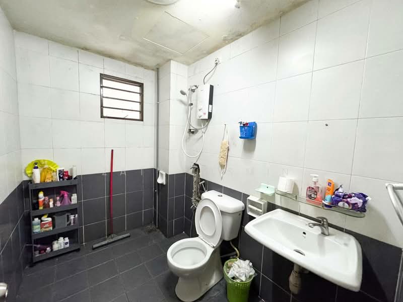 Condominium for Sale at Ampang Boulevard - Zaty Jasmin - Bathroom - PropertyGuru.com.my