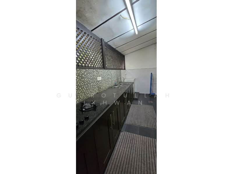 Semi-Detached House for Sale in Presint 15 (Putrajaya) - Gudrotullah Ikhwan - Kitchen - PropertyGuru.com.my
