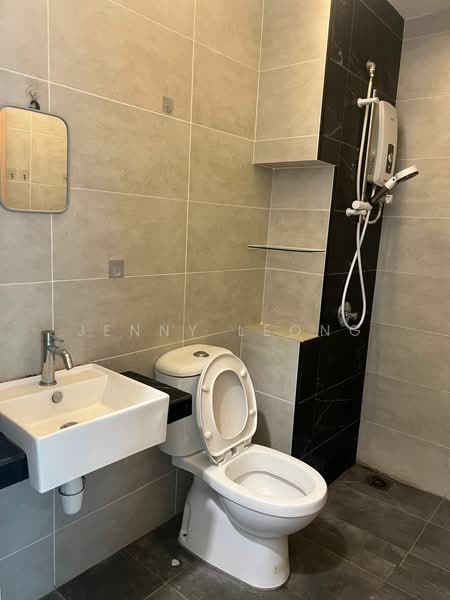 Condominium for Rent at QuayWest Residence - Jenny Leong - Bathroom - PropertyGuru.com.my