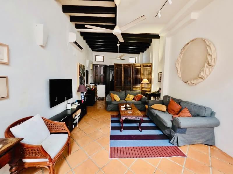 2-storey Terraced House for Sale in Lorong Seck Chuan (George Town) - Jeffrey Yeoh - Living Room - PropertyGuru.com.my