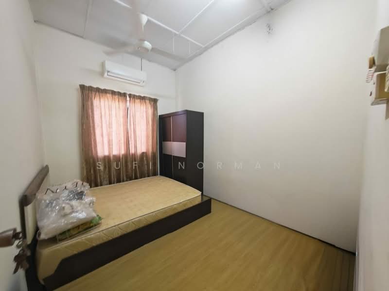 Bandar Putera Indah untuk Untuk Dijual - RM 220,000, Feb 2026 - Bedroom - PropertyGuru.com.my