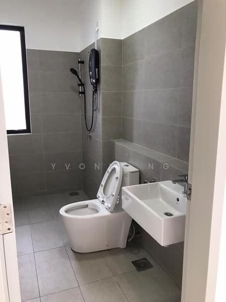 Ruby, Crest@Austin untuk Untuk Disewa - RM 3,000 /bulan, Feb 2026 - Bathroom - PropertyGuru.com.my