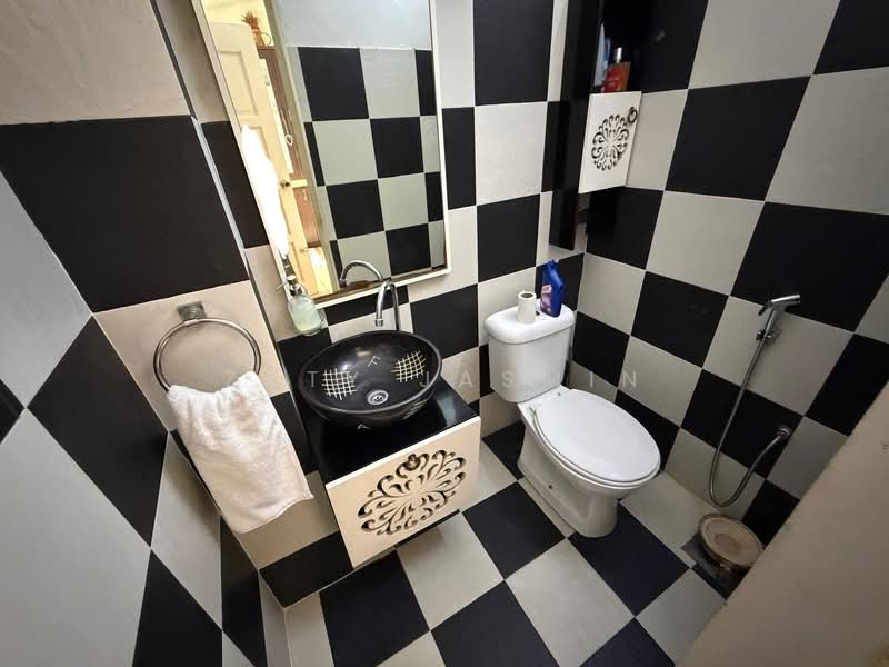 Taman Pinggiran Ukay untuk Untuk Dijual - RM 830,000, Mac 2026 - Bathroom - PropertyGuru.com.my