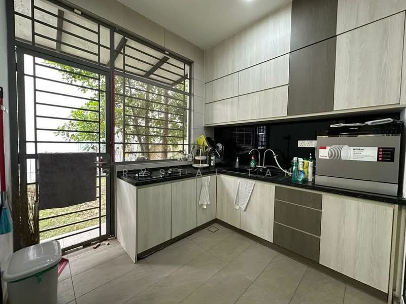 Service Residence for Sale at The Astaka @ 1 Bukit Senyum - Crystal Tan - Kitchen - PropertyGuru.com.my
