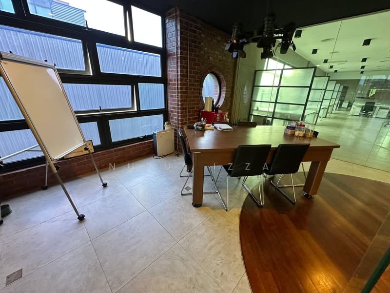 Semi-D Factory for Sale in Taman Sains Selangor (Kota Damansara) - Nurul Izza - Interior - PropertyGuru.com.my