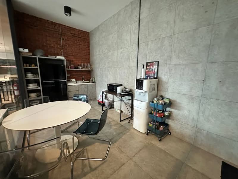 Semi-D Factory for Sale in Taman Sains Selangor (Kota Damansara) - Nurul Izza - Kitchen - PropertyGuru.com.my