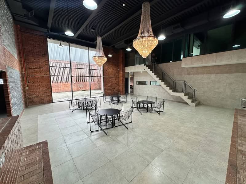 Semi-D Factory for Sale in Taman Sains Selangor (Kota Damansara) - Nurul Izza - Interior - PropertyGuru.com.my