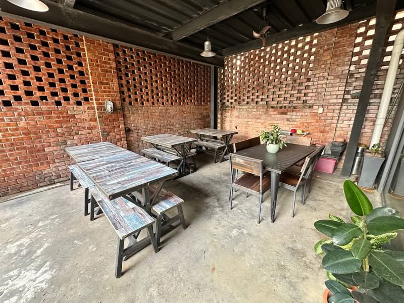 Semi-D Factory for Sale in Taman Sains Selangor (Kota Damansara) - Nurul Izza - Interior - PropertyGuru.com.my