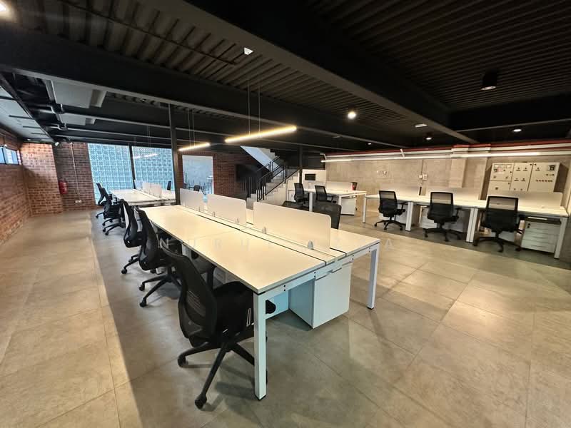 Semi-D Factory for Sale in Taman Sains Selangor (Kota Damansara) - Nurul Izza - Interior - PropertyGuru.com.my