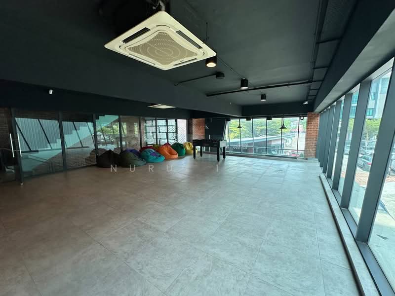 Semi-D Factory for Sale in Taman Sains Selangor (Kota Damansara) - Nurul Izza - Interior - PropertyGuru.com.my