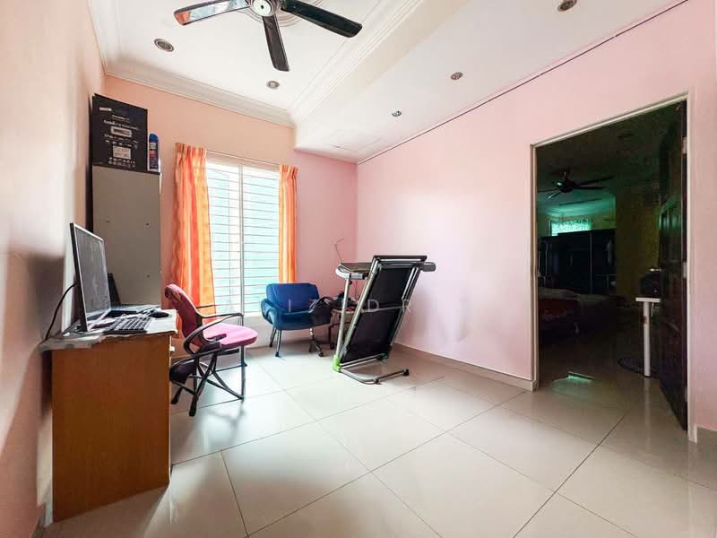 Shah Alam Seksyen 27 untuk Untuk Dijual - RM 725,000, Feb 2026 - Interior - PropertyGuru.com.my