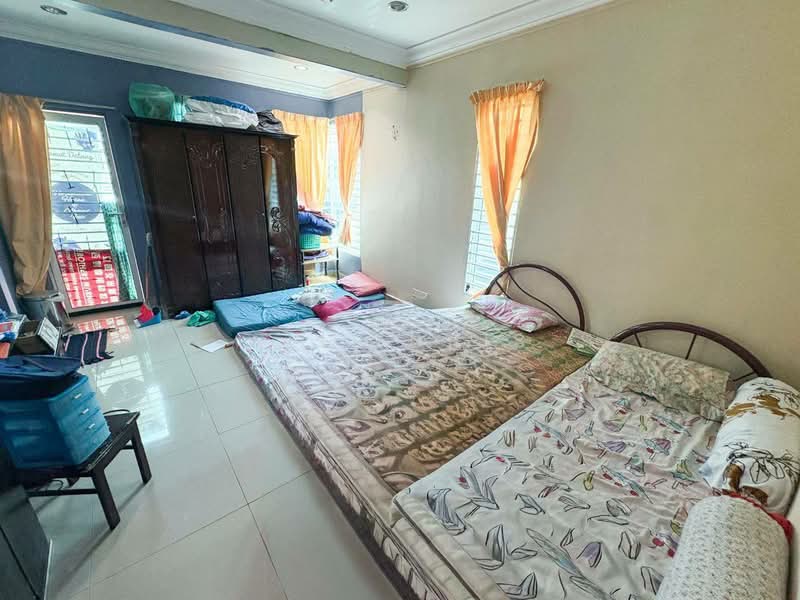 Shah Alam Seksyen 27 untuk Untuk Dijual - RM 725,000, Feb 2026 - Bedroom - PropertyGuru.com.my