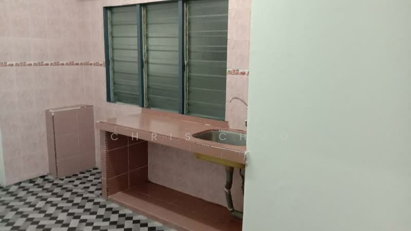 Apartment for Sale at Saujana Ria / Sri Saujana - Chris Choo - Kitchen - PropertyGuru.com.my