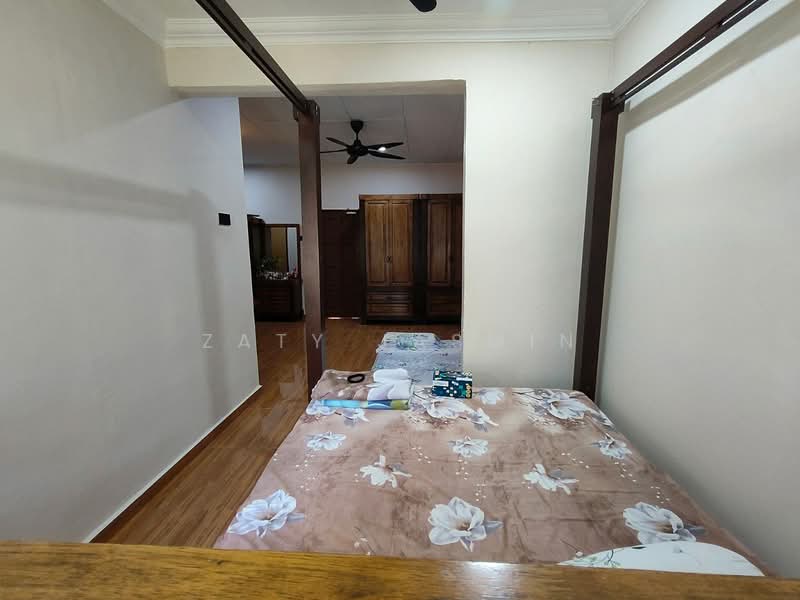 2.5-storey Terraced House for Sale in Ampang Jaya (Ampang) - Zaty Jasmin - Bedroom - PropertyGuru.com.my