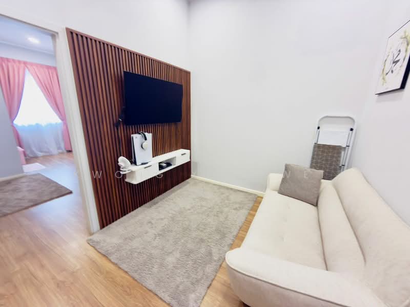 2-storey Terraced House for Sale in Tamansari (Rawang) - Kwong Xiao Wei - Living Room - PropertyGuru.com.my