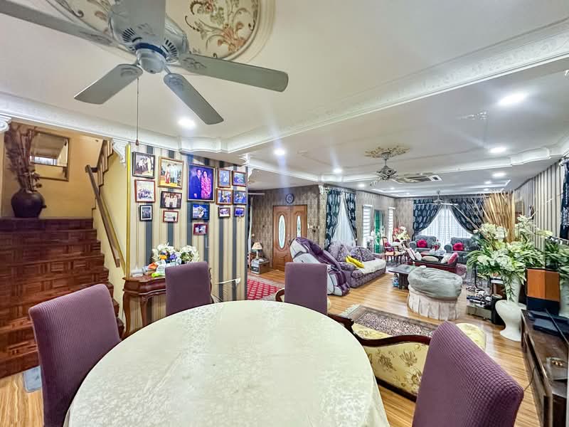 Bungalow for Sale in Ampang Jaya (Ampang) - Ali Idris - Living Room - PropertyGuru.com.my