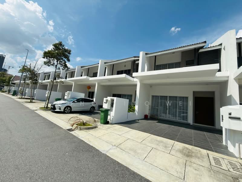 Terraced House for Sale in Tamansari (Rawang) - Kwong Xiao Wei - Exterior - PropertyGuru.com.my