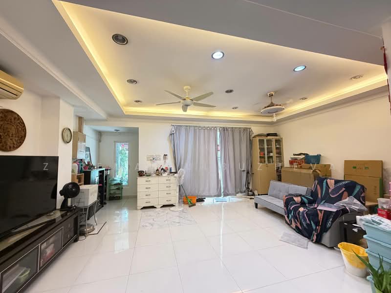 2-storey Terraced House for Sale in Puchong (Selangor) - Zarema Kulbuzheva - Living Room - PropertyGuru.com.my