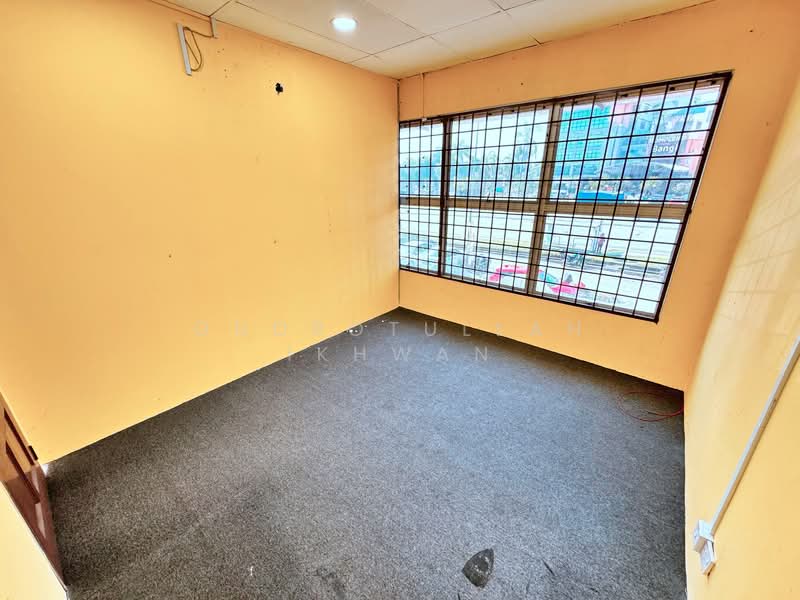 Shop / Office for Rent in Seksyen 8 (Bangi) - Gudrotullah Ikhwan - Interior - PropertyGuru.com.my
