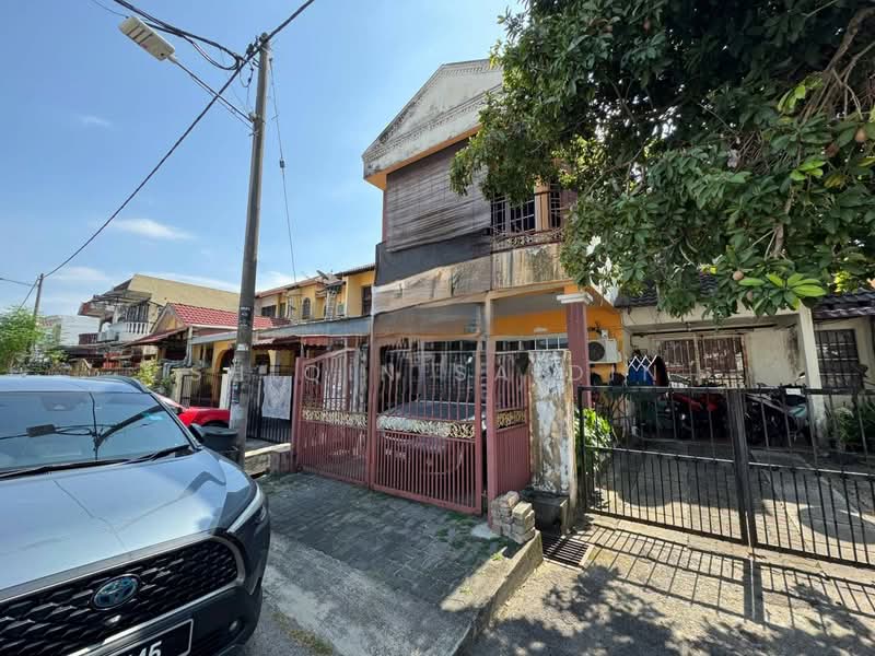 2-storey Terraced House for Sale in Batu Caves (Selangor) - Shiqin Saidin - Exterior - PropertyGuru.com.my