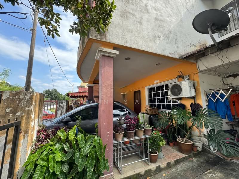 2-storey Terraced House for Sale in Batu Caves (Selangor) - Shiqin Saidin - Exterior - PropertyGuru.com.my