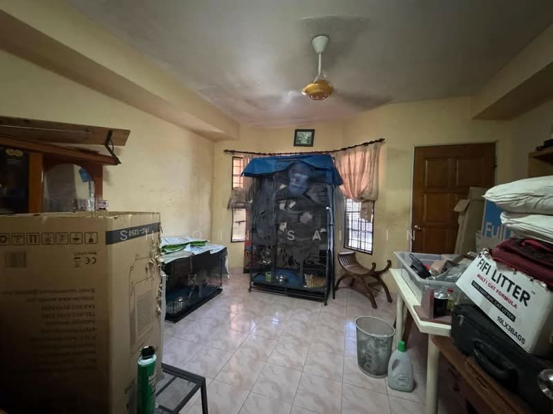 2-storey Terraced House for Sale in Batu Caves (Selangor) - Shiqin Saidin - Living Room - PropertyGuru.com.my