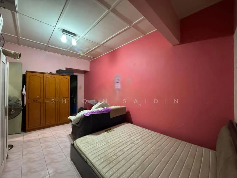 2-storey Terraced House for Sale in Batu Caves (Selangor) - Shiqin Saidin - Bedroom - PropertyGuru.com.my