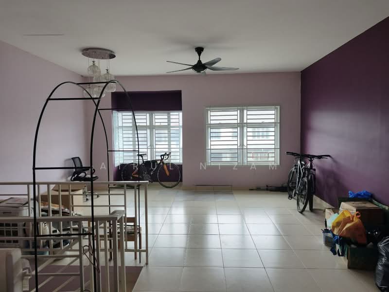 2.5-storey Terraced House for Sale in Taman Scientex Senai (Senai) - AIRUL NIZAM - Living Room - PropertyGuru.com.my