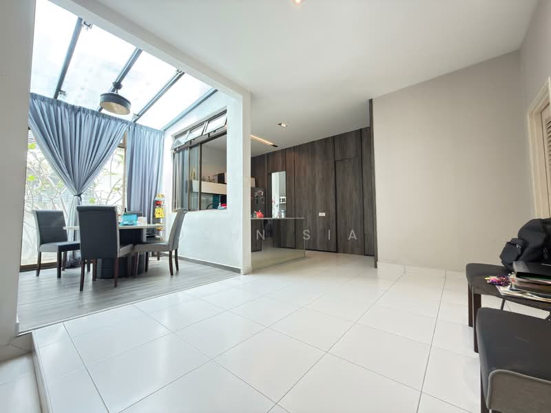 Cluster House for Sale in Setia Tropika (Johor Bahru) - John Sia - Dining Room - PropertyGuru.com.my