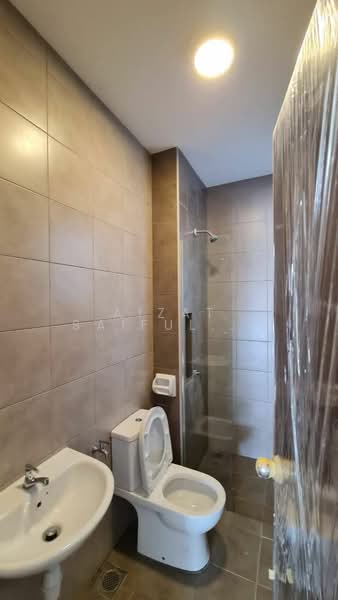 2-storey Terraced House for Sale in Setia Safiro (Cyberjaya) - Aizat Saifulrullah - Bathroom - PropertyGuru.com.my