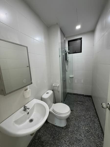 Service Residence for Sale at Jentayu Residensi @ Tampoi - Calvin Lee - Bathroom - PropertyGuru.com.my